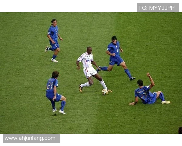 法国足球传奇球星的辉煌足迹与足球世界的影响力解析